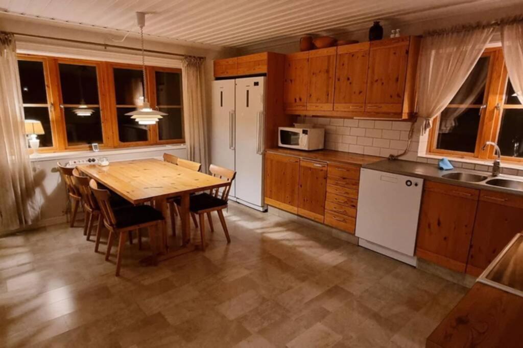 הוילה Aneby Fully Equipped House In The Countryside At Knohult מראה חיצוני תמונה
